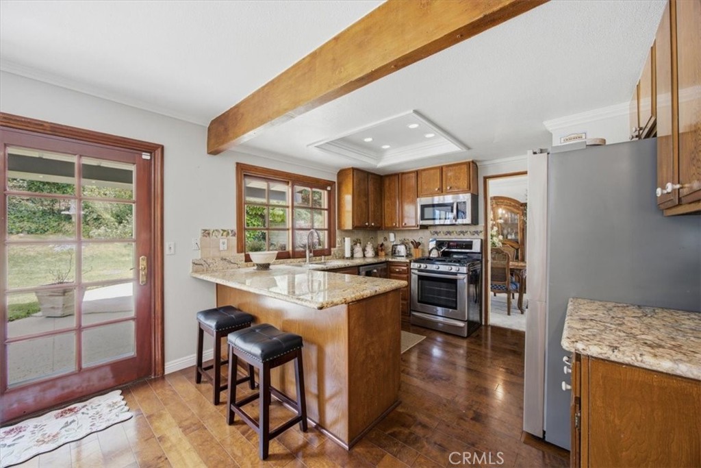 main property photo 15