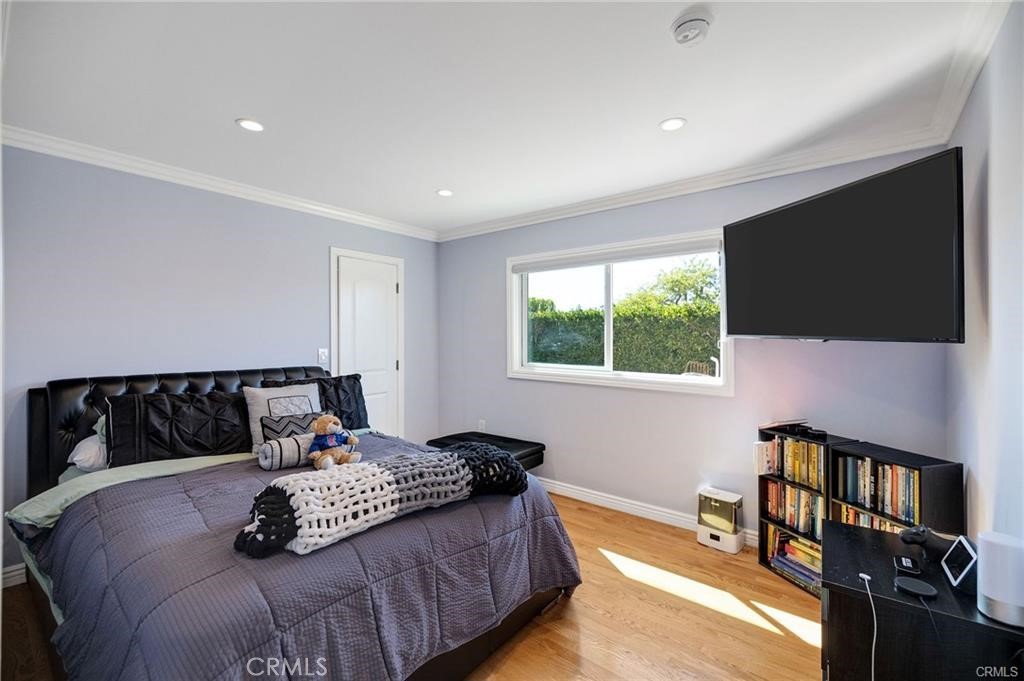 main property photo 60