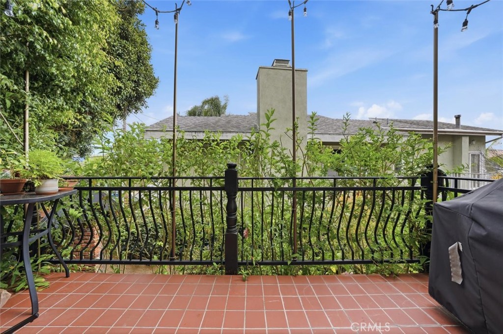 main property photo 59