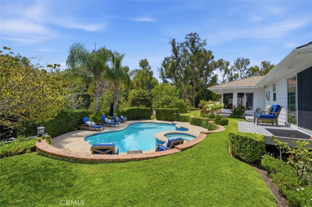 main property photo 47