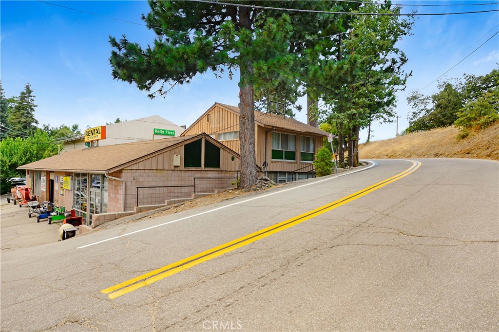 main property photo 8