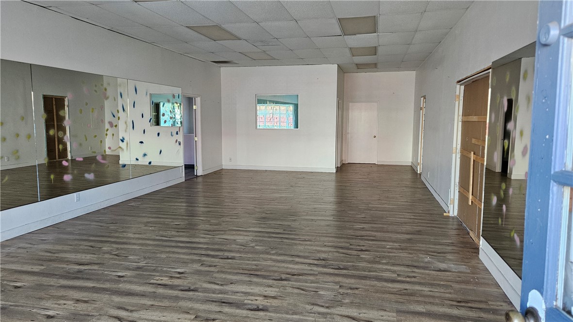 main property photo 16