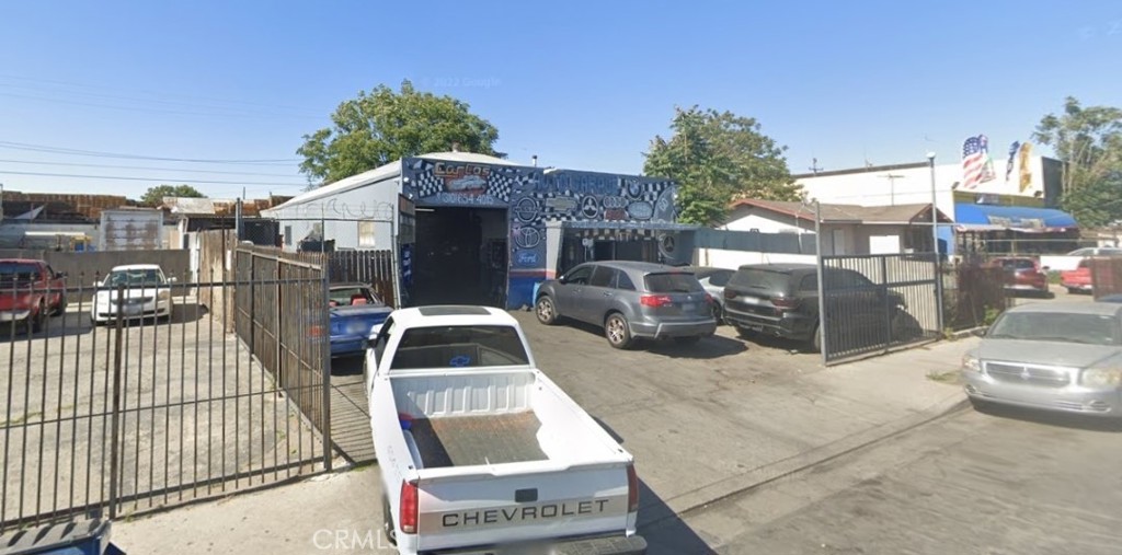 main property photo 2