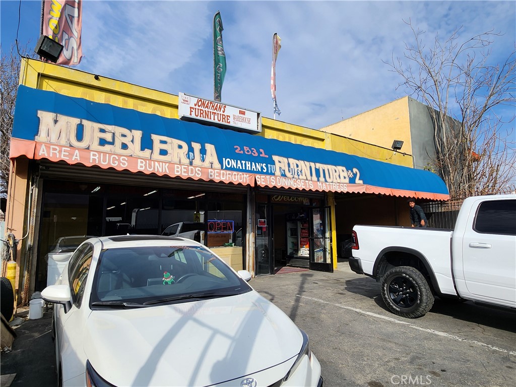 main property photo 3