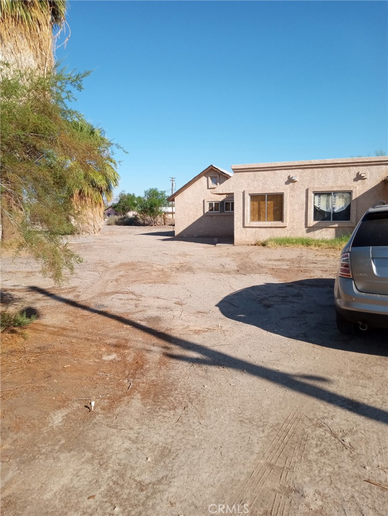 main property photo 4