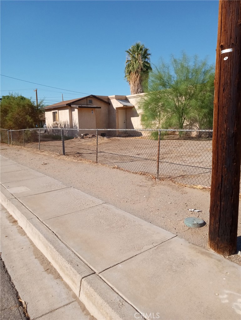 main property photo 6