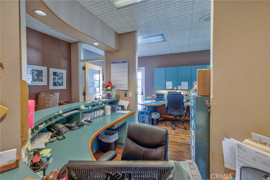 main property photo 27