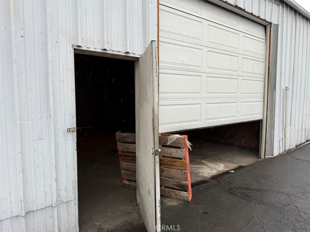 main property photo 24