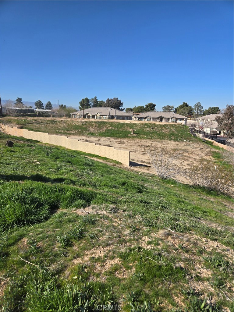 main property photo 3