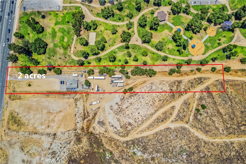 main property photo 10