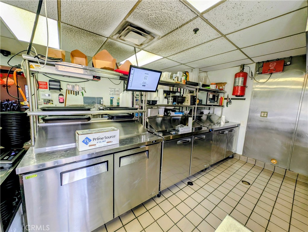 main property photo 13