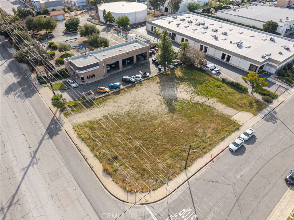 main property photo 7