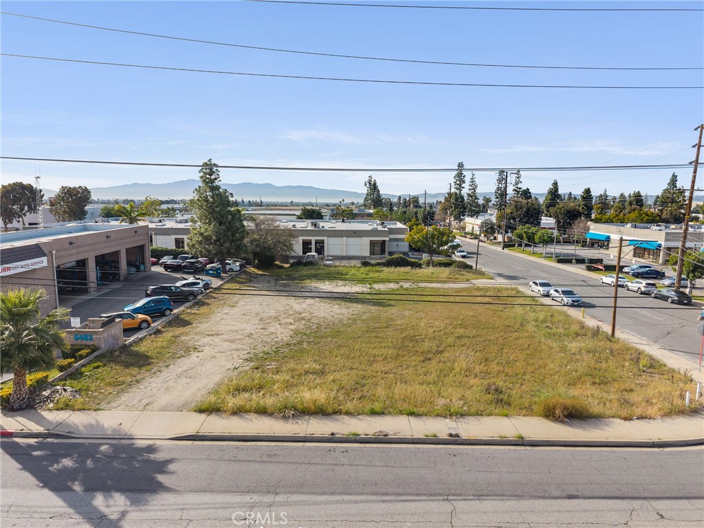 main property photo 8