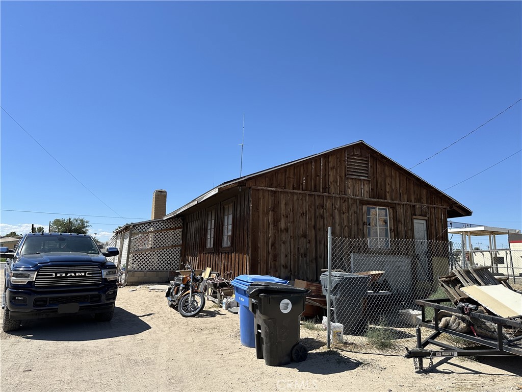 main property photo 8