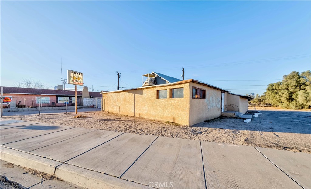main property photo 12