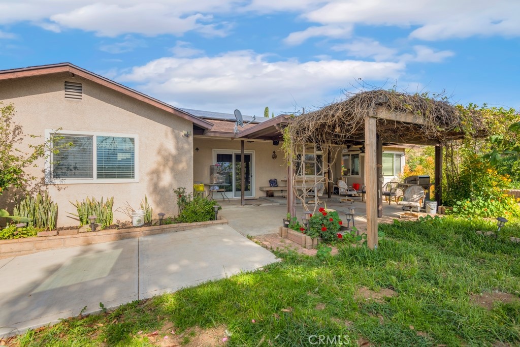 main property photo 19