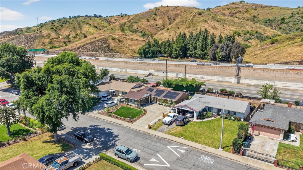 main property photo 37