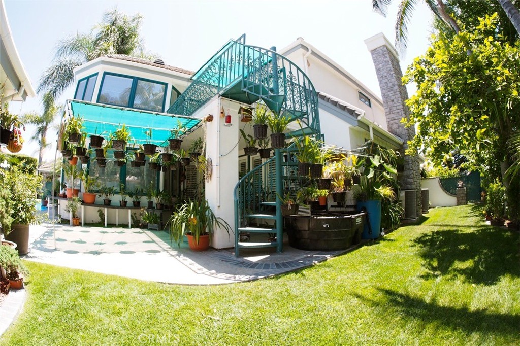 main property photo 28