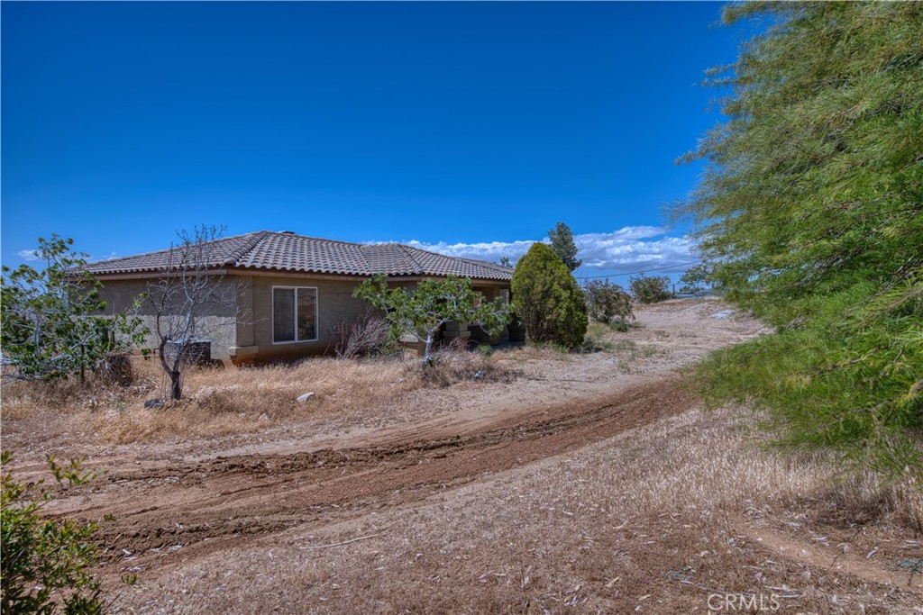 main property photo 15