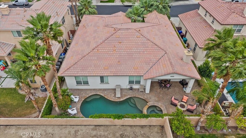 main property photo 33