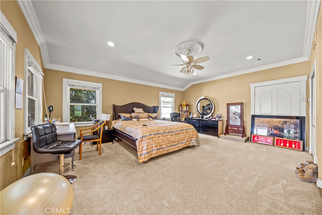 main property photo 47