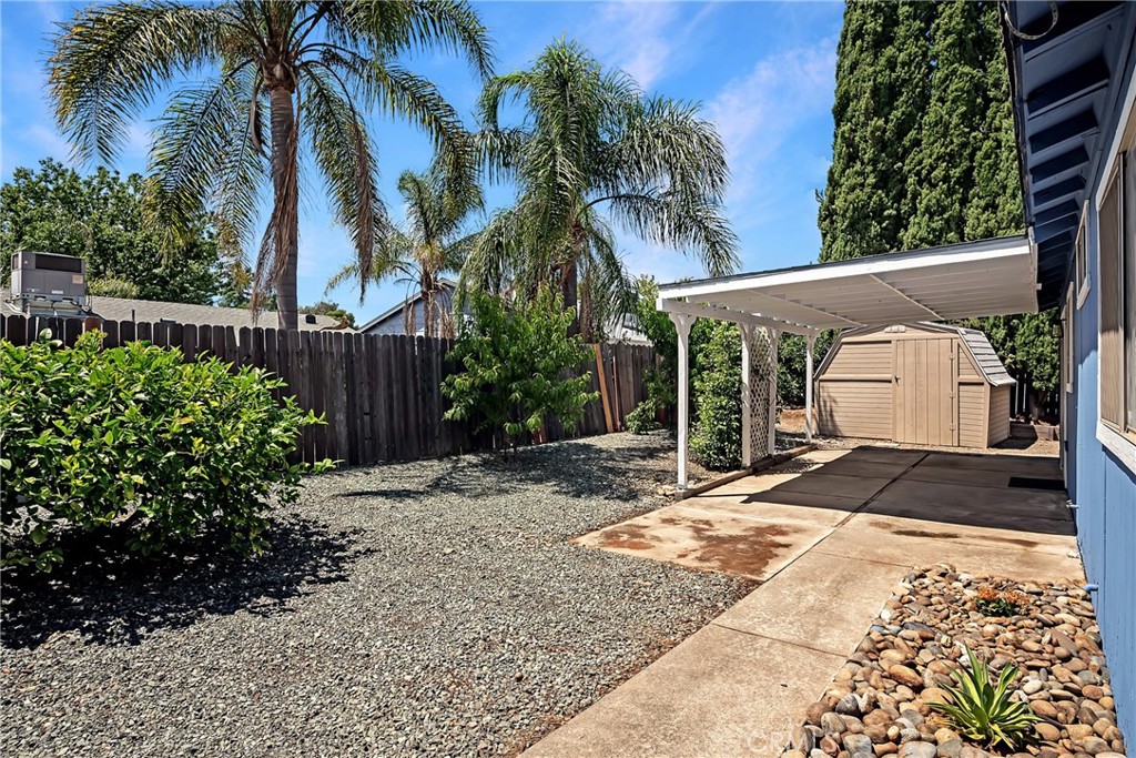 main property photo 23
