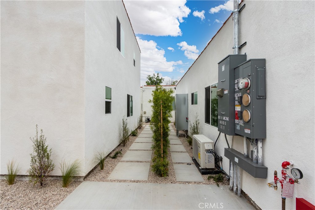 main property photo 67