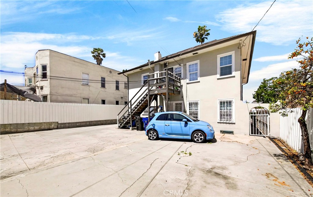 main property photo 7