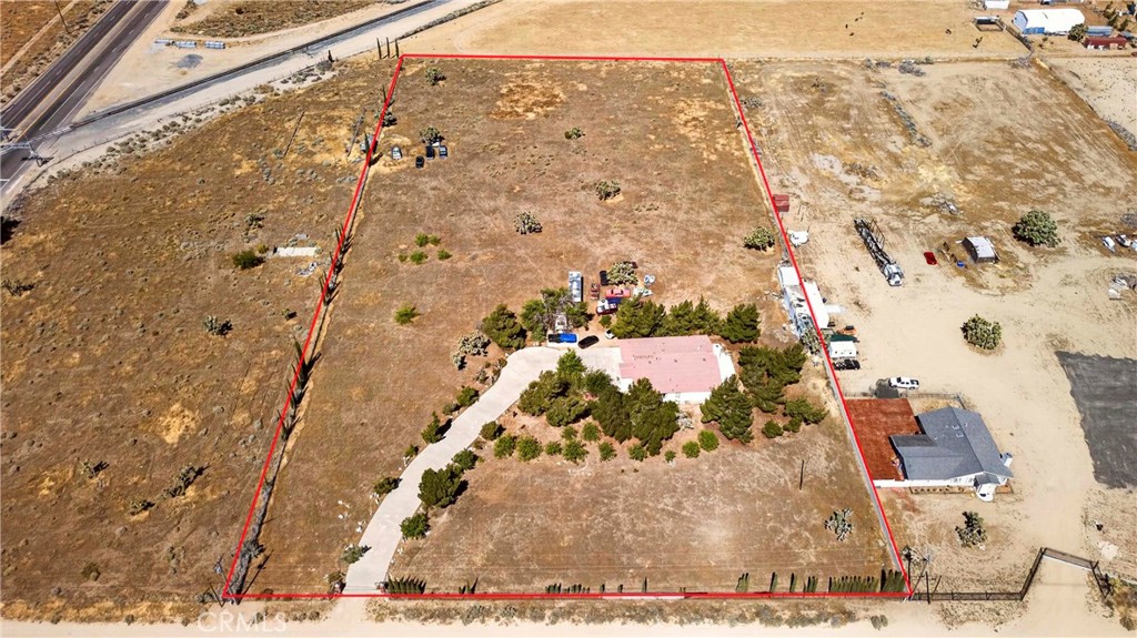 main property photo 4