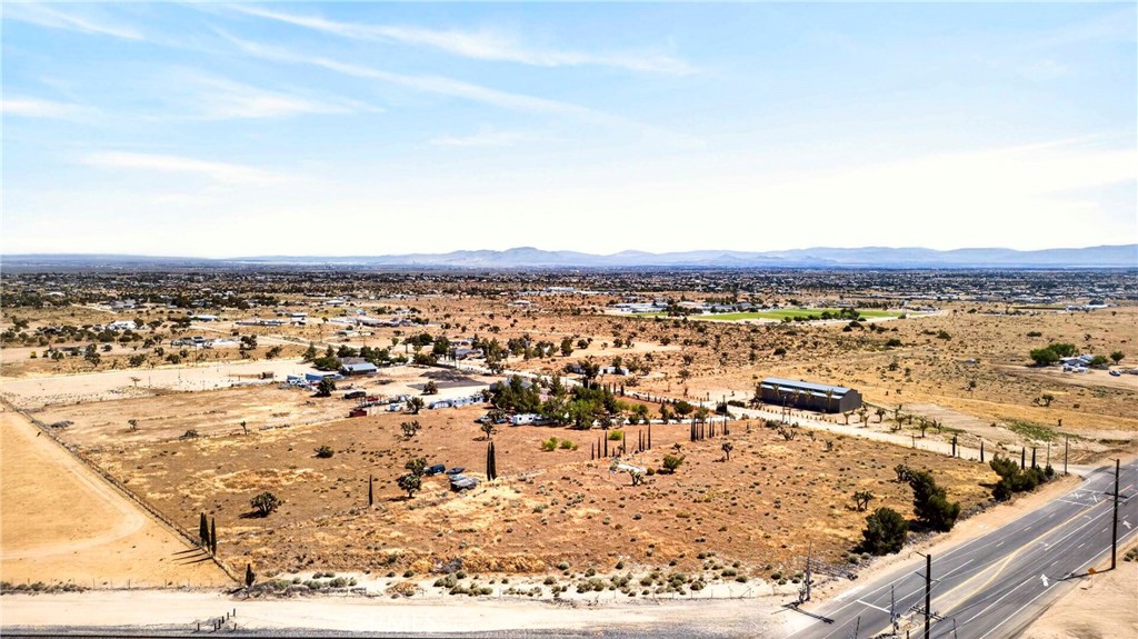main property photo 8