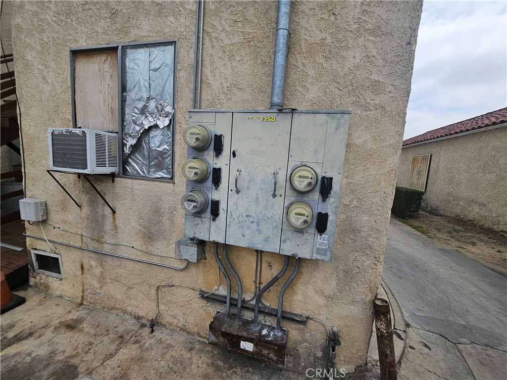 main property photo 14