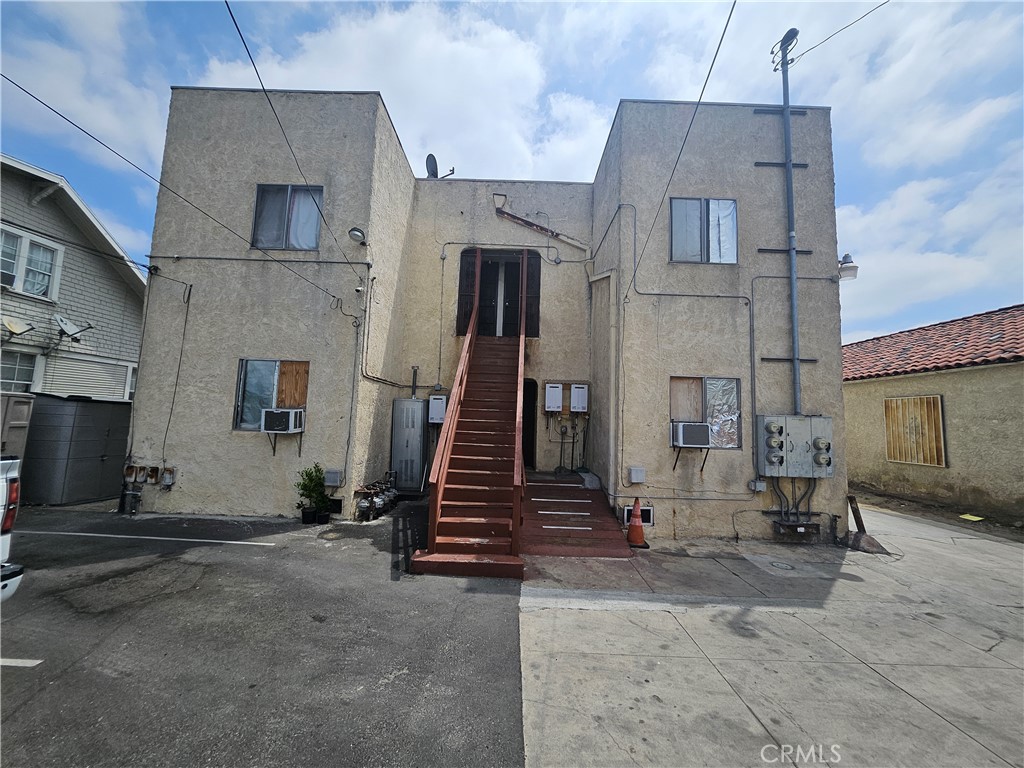 main property photo 19