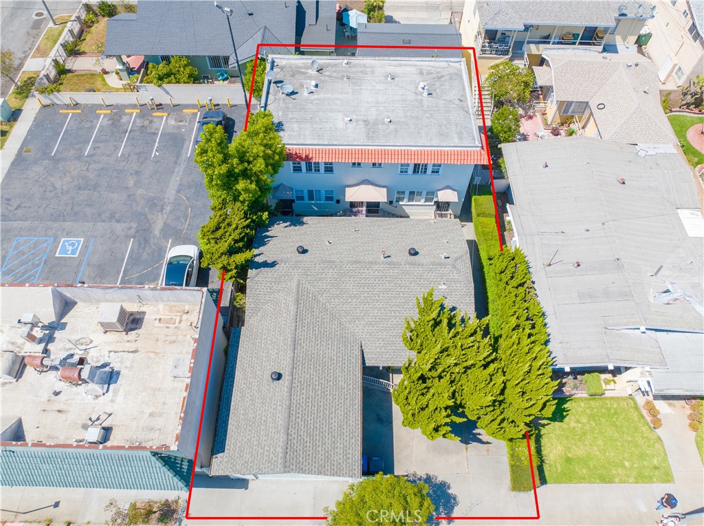 main property photo 13