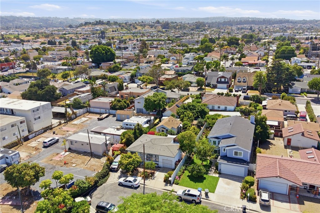 main property photo 50