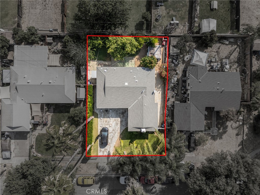 main property photo 6