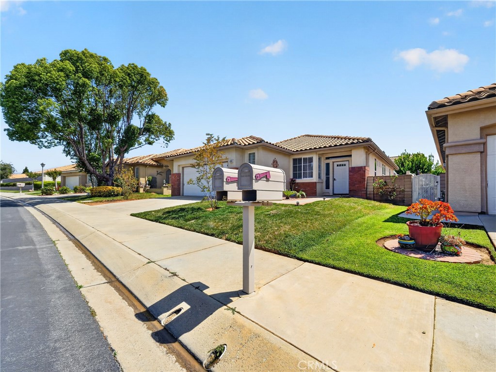 main property photo 5