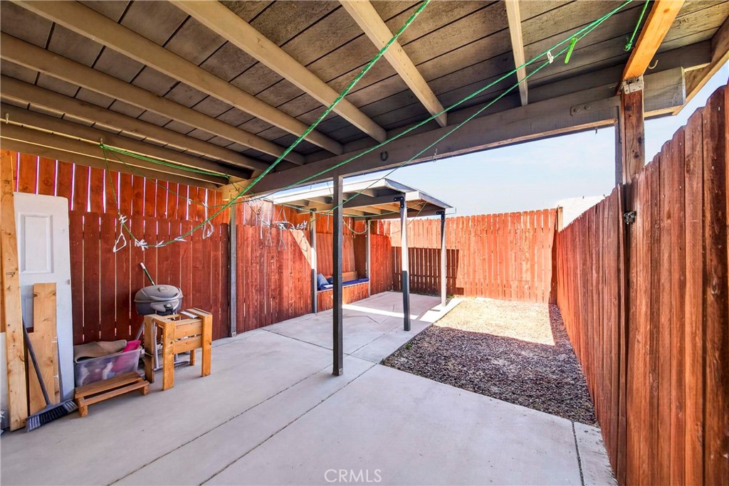 main property photo 40