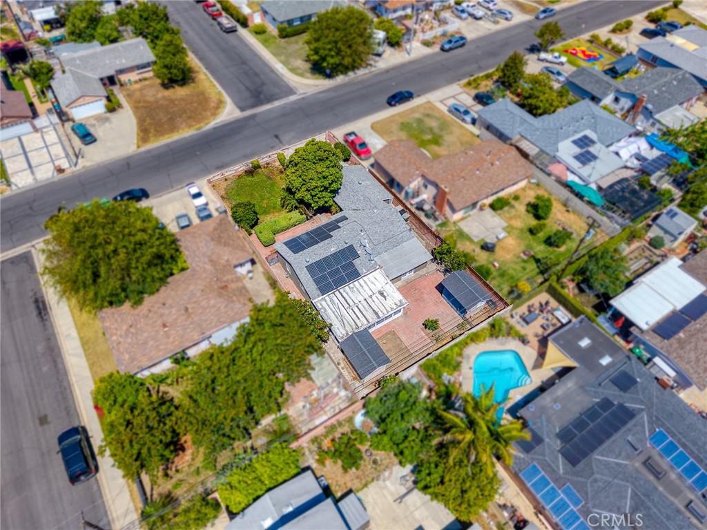 main property photo 17