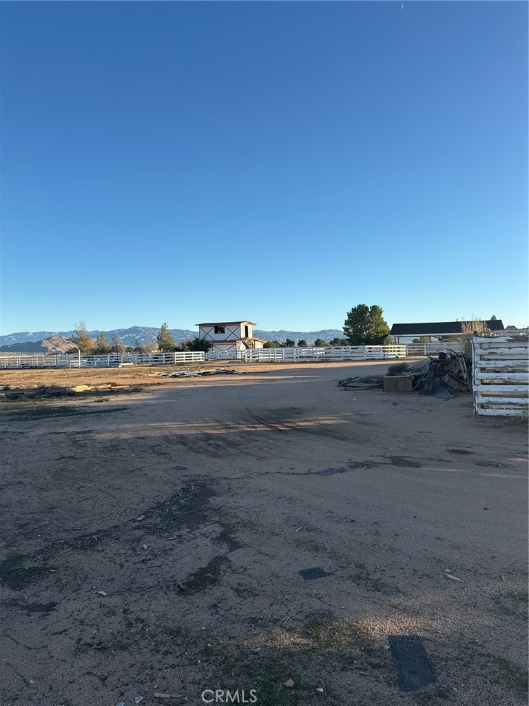main property photo 7