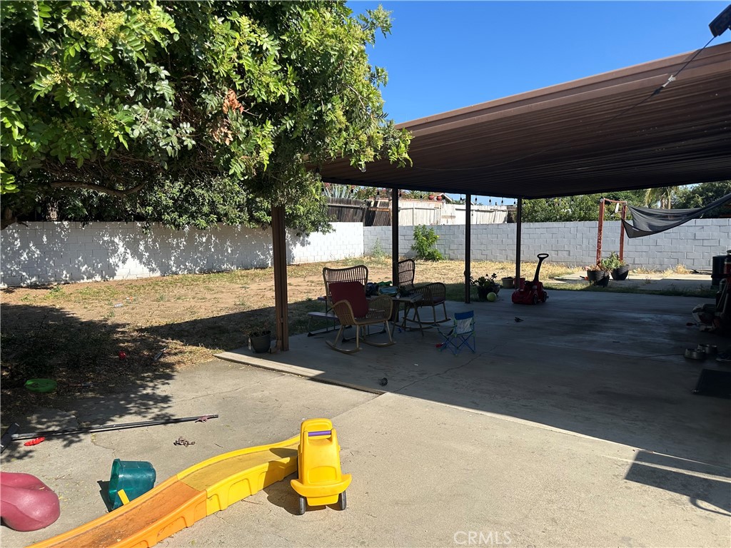 main property photo 12