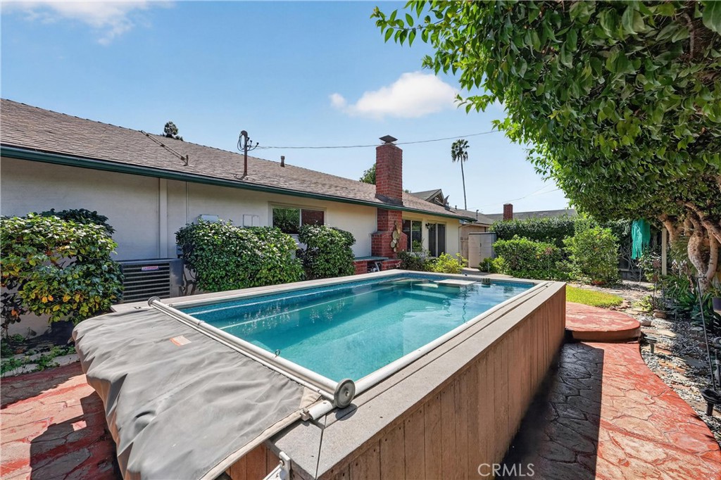 main property photo 51