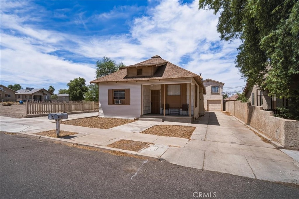 main property photo 3