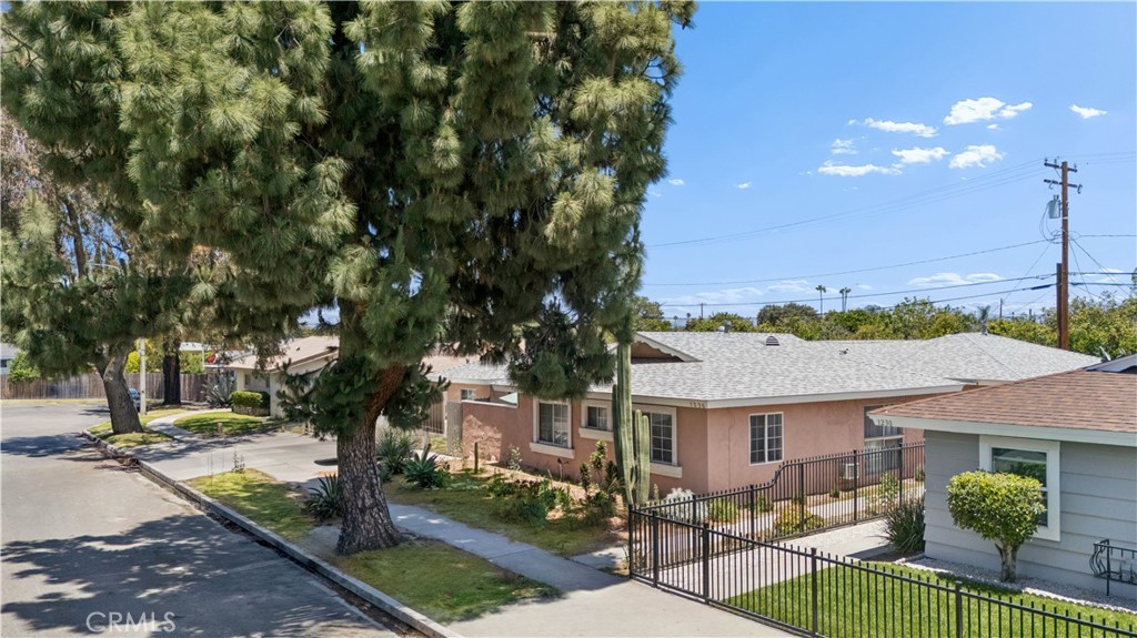 main property photo 33