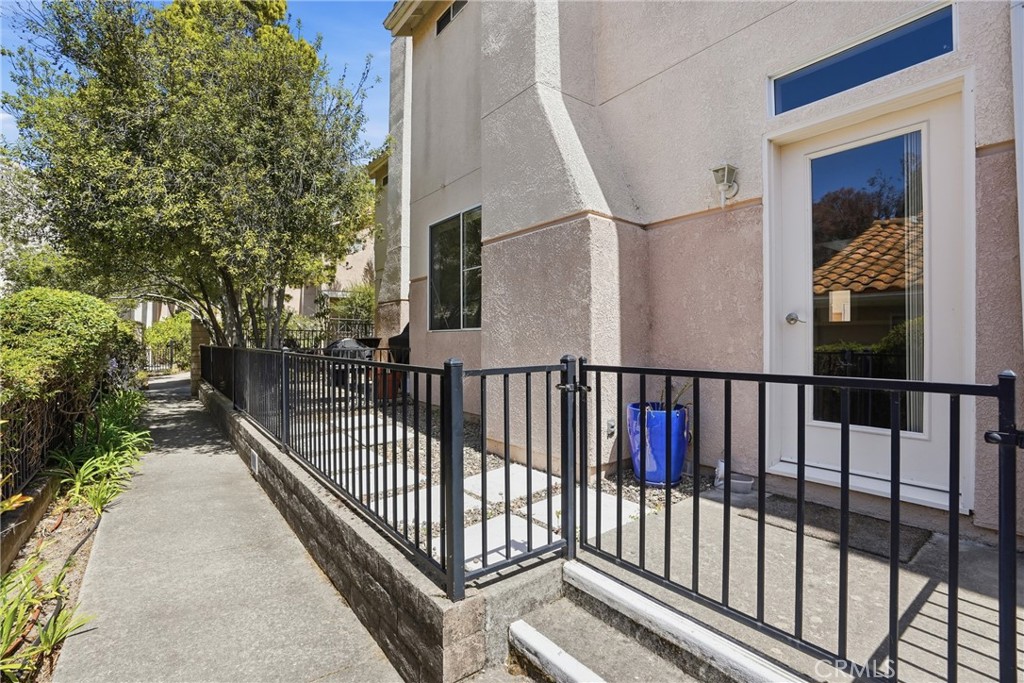 main property photo 26