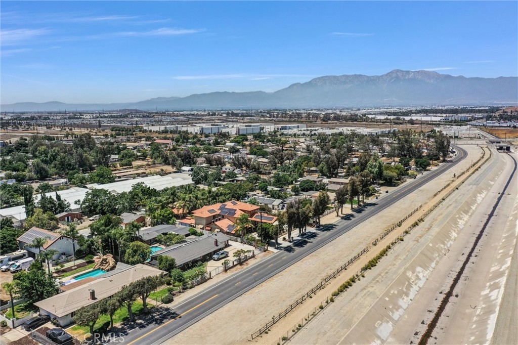 main property photo 66