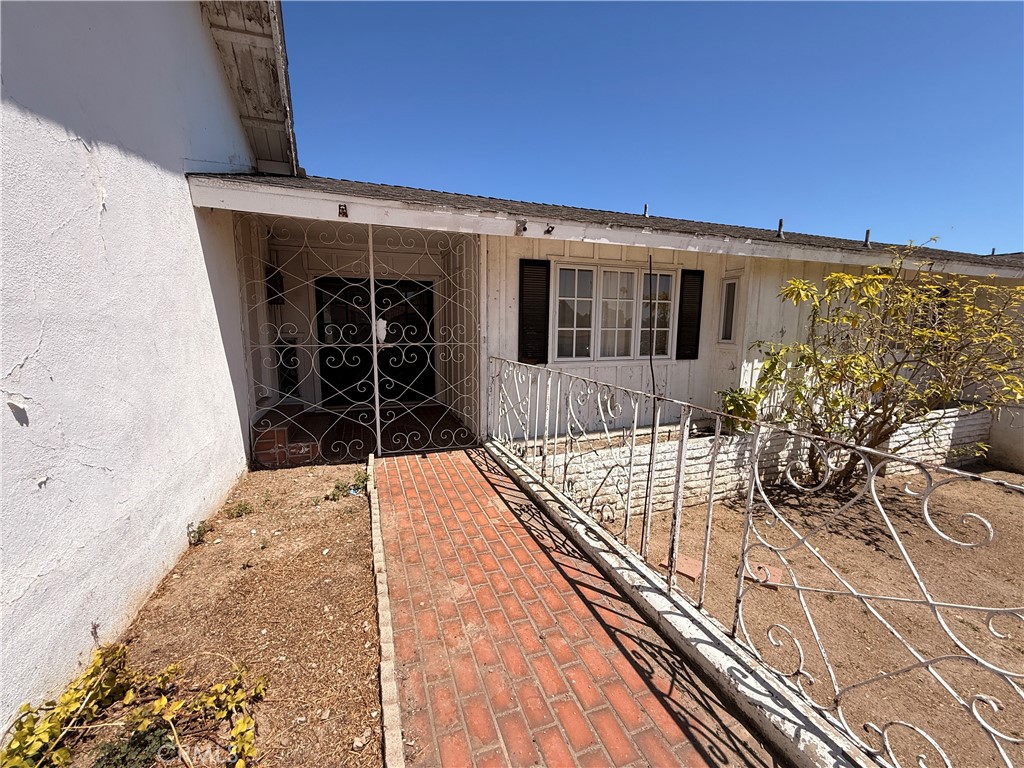 main property photo 16