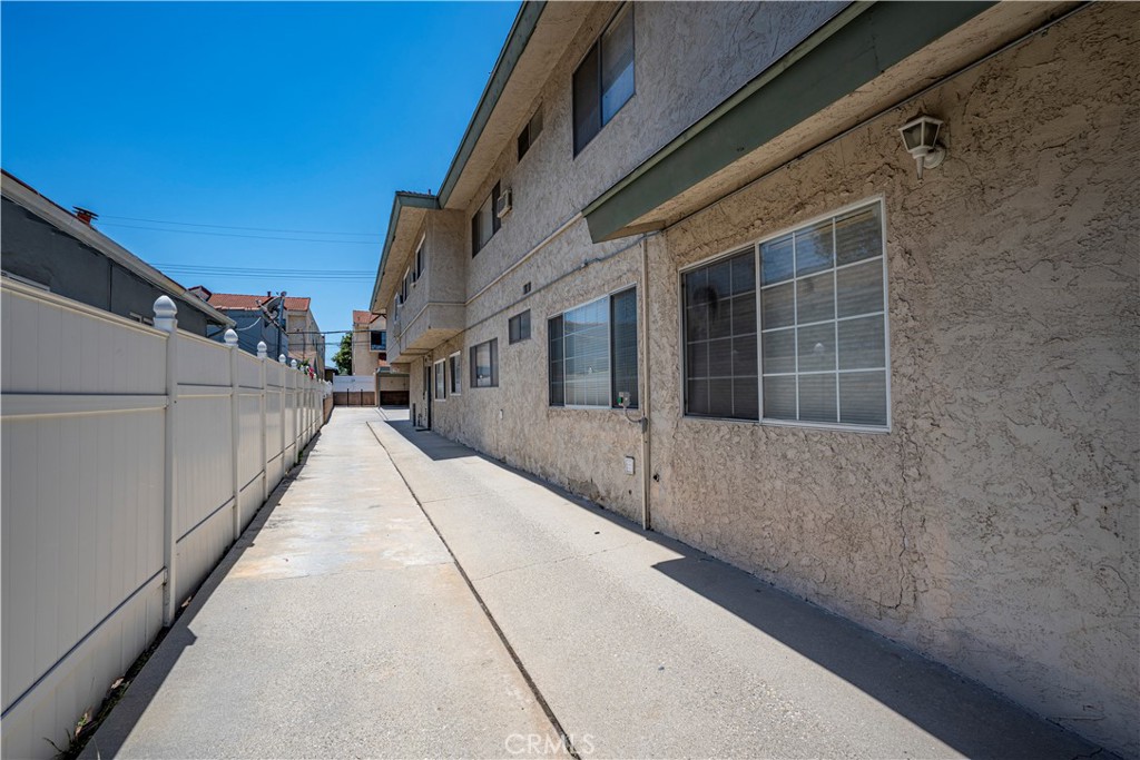 main property photo 58