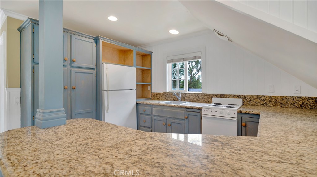 main property photo 61