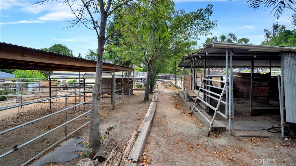main property photo 66