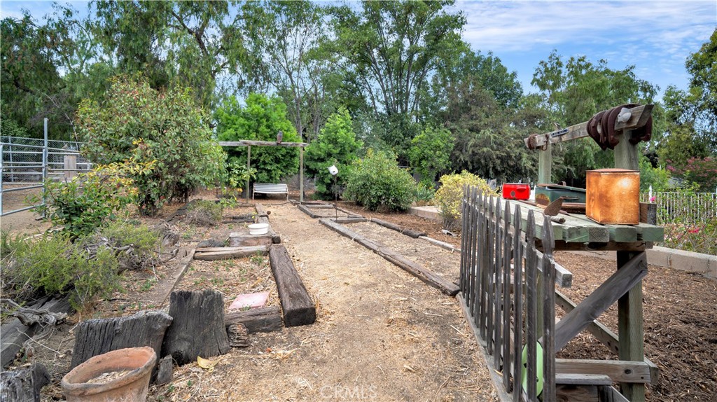 main property photo 68